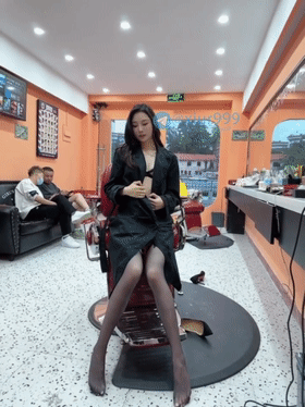 【永久专享】秀人网 小豆豆 户外大胆拍摄视频